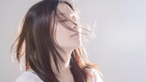 央视曝光盗版剧APP